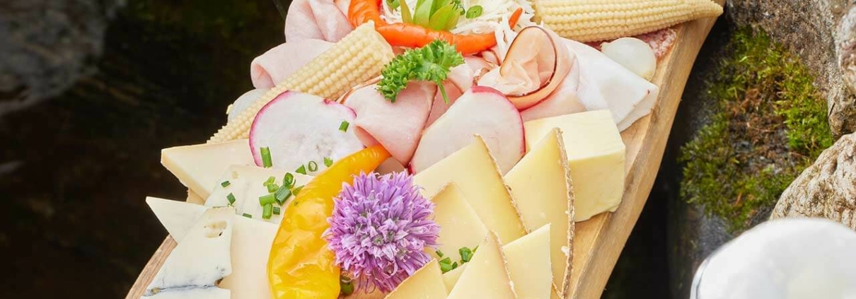 Brettljause im Stuibenfall